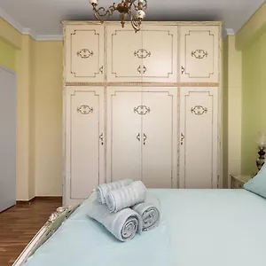 apt-fairytale-nilie-hospitality-mgmt.hotelschalkidiki.net/
