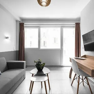  Apartment Big Apple Sts, Nilie Hospitality Mgmt